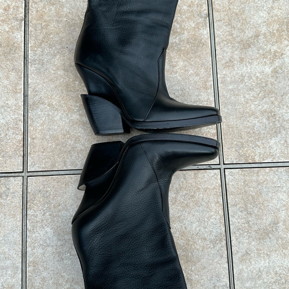 Theykens' Theory Black Leather Boots Women's - Picture 13 of 16